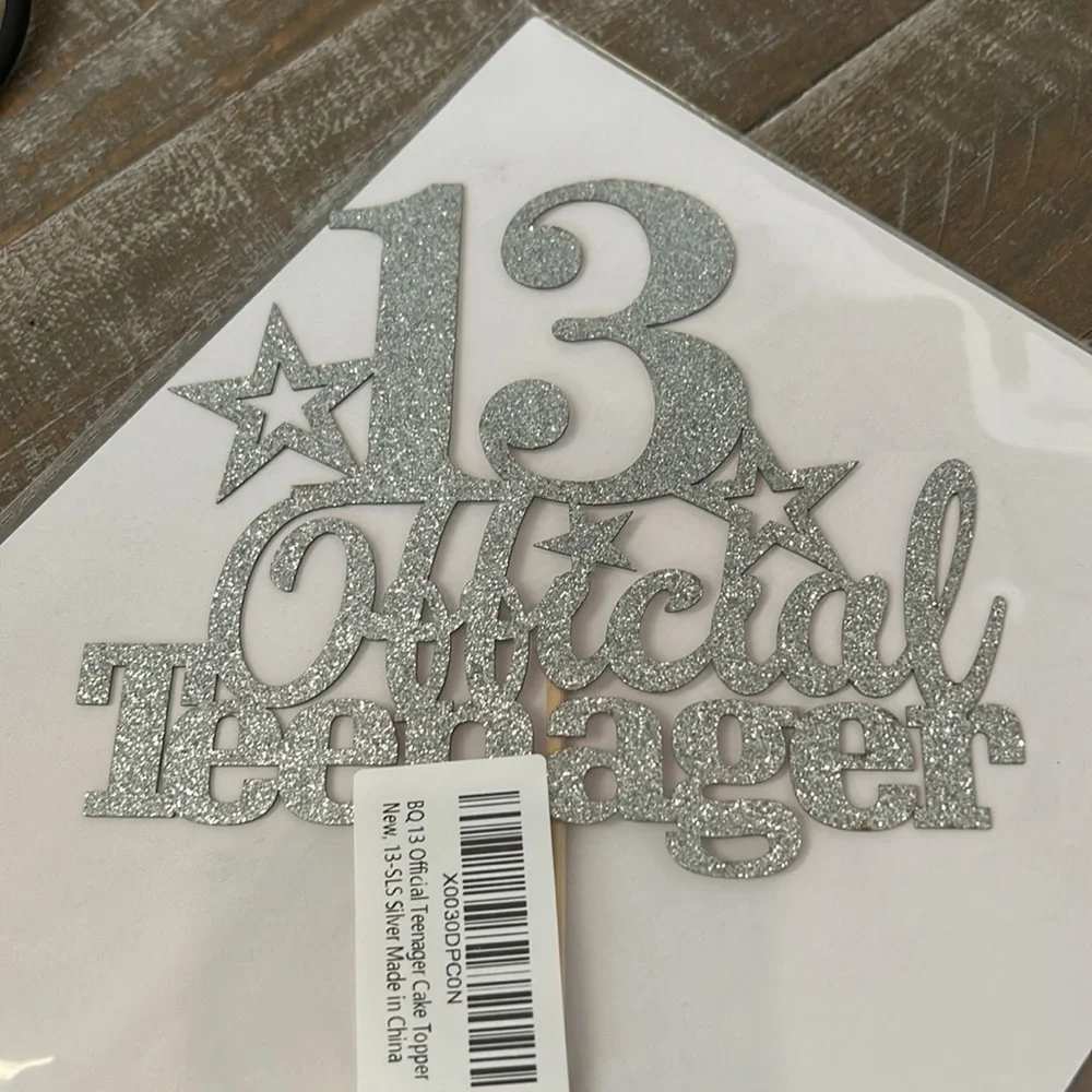 Cake topper